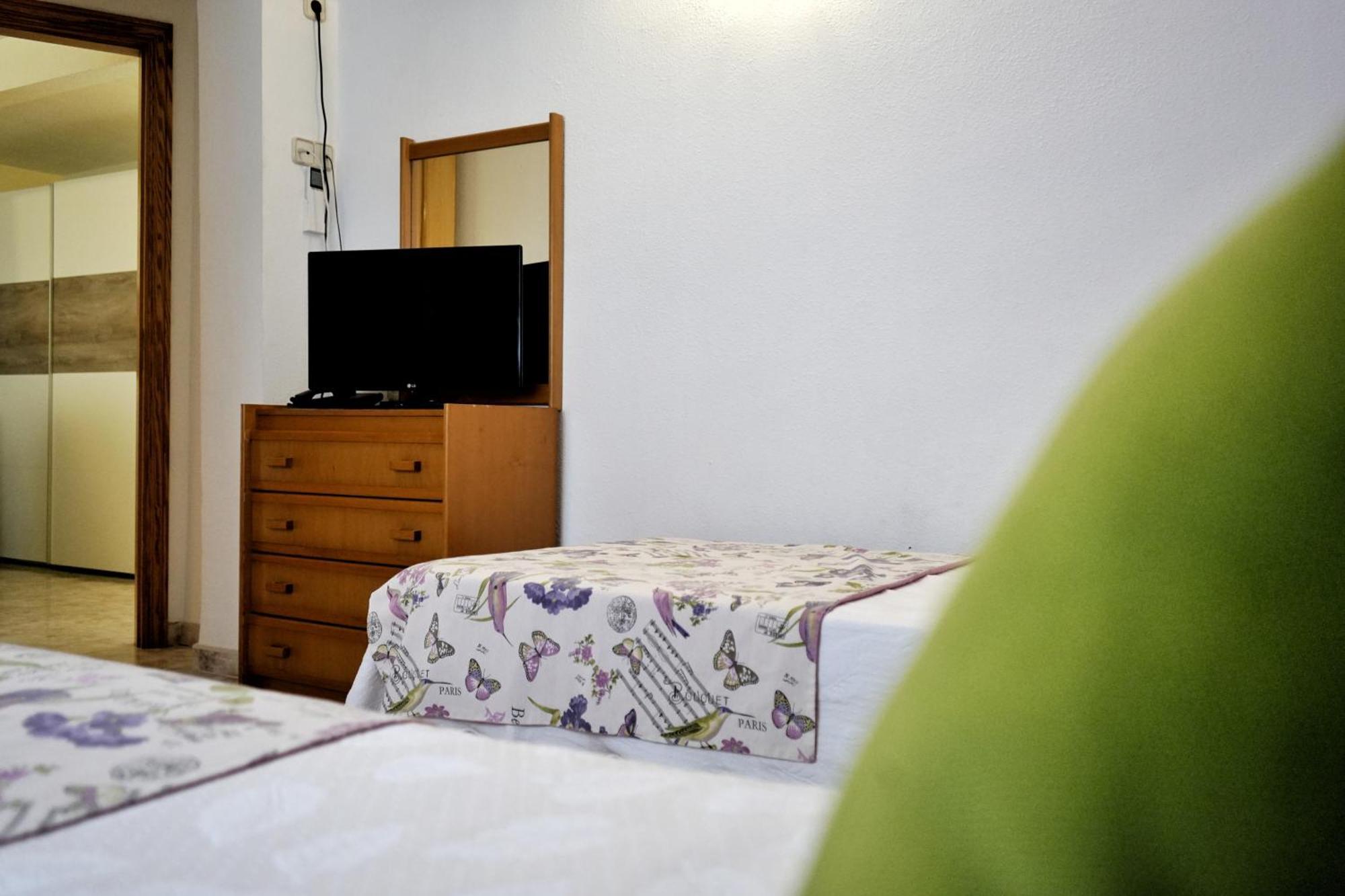 Hostal Mainz Piedralaves Eksteriør bilde