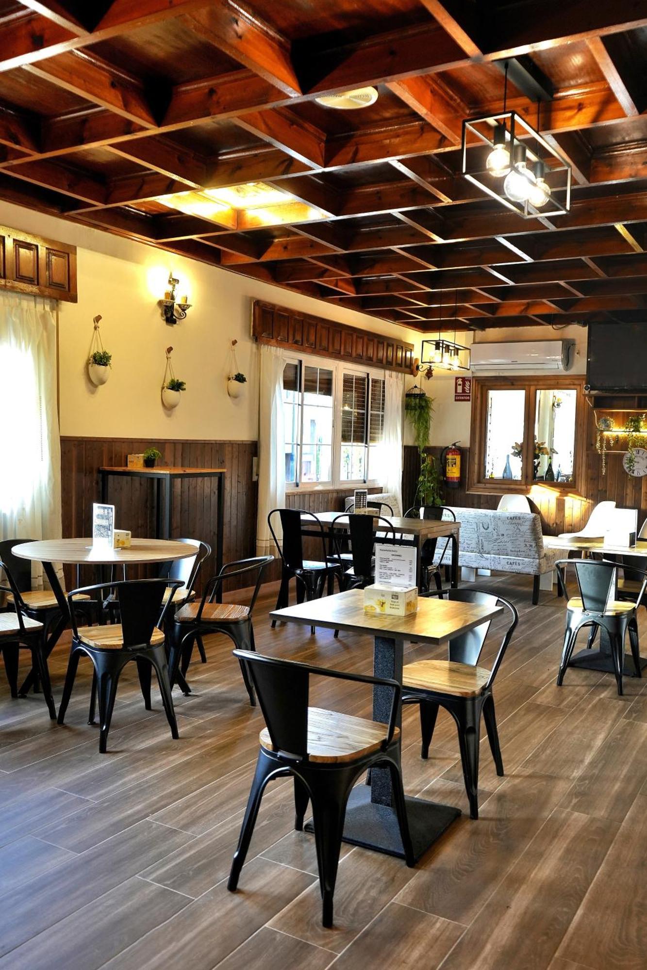 Hostal Mainz Piedralaves Eksteriør bilde